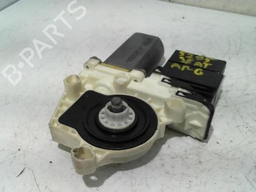 Portierruitmotor linksachter SEAT TOLEDO II (1M2) 1.6 (100 hp) 25400084