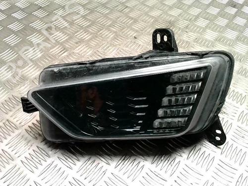 Used Right daytime light VW POLO VI (AW1, BZ1, AE1) 1.0 MPi (80 hp) 31239092