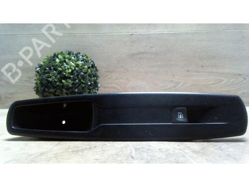 Used Right front window switch RENAULT MEGANE III Hatchback (BZ0/1_, B3_) 1.5 dCi (BZ09, BZ0D, BZ1W, BZ29, BZ14) (110 hp) 25412290