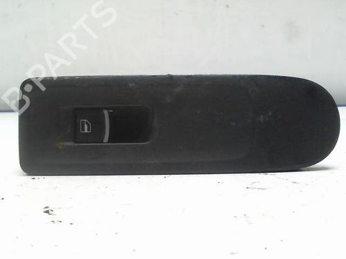Comutador vidro frente direito VW GOLF VI (5K1) 2.0 TDI (110 hp) 31233618