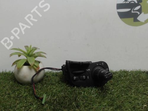 Used Switch RENAULT SCÉNIC II (JM0/1_) 1.5 dCi (JM0F) (82 hp) 25394734