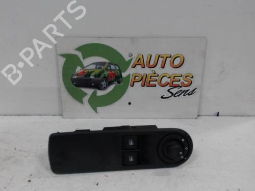 switch-renault-clio-iv-bh_-2012-2013-2014-2015-2016-2017-2018-2019-2020-2021-25399263 main image