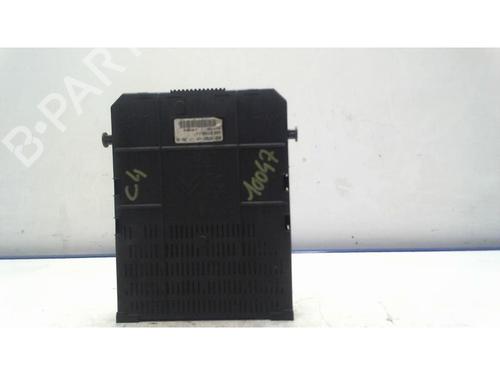 Used Fuse box CITROËN C4 I (LC_) 1.6 HDi (90 hp) 25418463