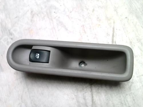 Used Right rear window switch RENAULT CLIO III (BR0/1, CR0/1) 1.6 16V (BR05, BR0B, BR0Y, BR15, BR1J, BR1M, BR1Y, CR0B,... (112 hp) 25421735