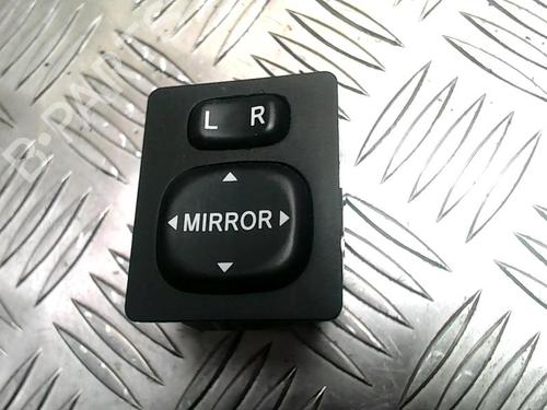 Used Switch TOYOTA COROLLA Verso (ZER_, ZZE12_, R1_) 2.2 D-4D (AUR10_, AUR10R) (136 hp) 25617734