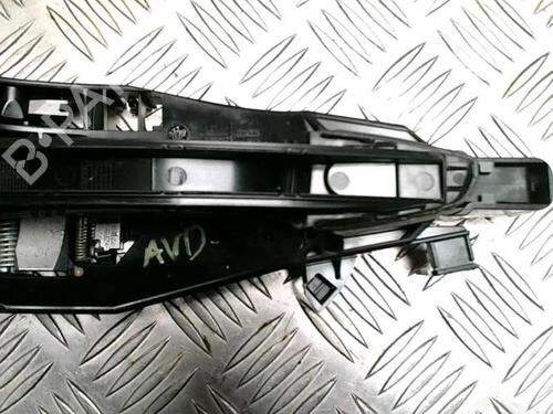 Front right exterior door handle PEUGEOT 308 II (LB_, LP_, LW_, LH_, L3_) 1.5 BlueHDi 130 | BP25702245C129 