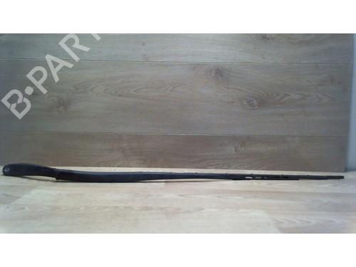 Used Front windshield wiper arm FIAT ULYSSE (179_) 2.0 (179BXA11, 179BXA1A) (136 hp) 25384373