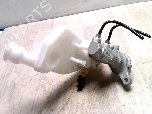 Used Brake master cylinder PEUGEOT 208 I (CA_, CC_) 1.2 THP 110 (110 hp) 27921416