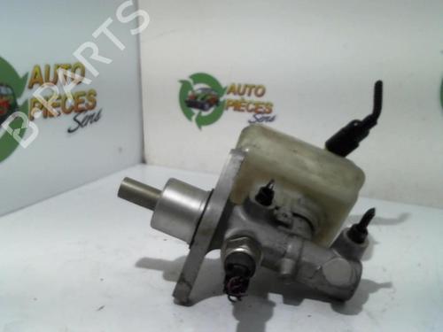 Used Brake master cylinder VW GOLF IV (1J1) 1.6 16V (105 hp) 31219548