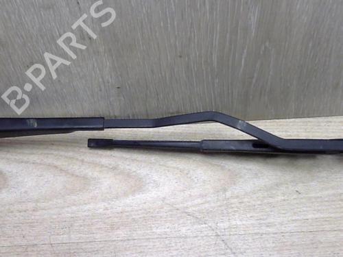 Used Front windshield wiper arm Front windshield wiper arm CITROËN XSARA (N1) 2.0 HDi 109 (109 hp) 25411520 25411520