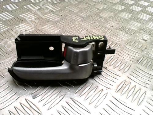Højre fortil invendig håndtag SUZUKI SWIFT III (MZ, EZ) 1.3 DDiS (RS413D) (75 hp) 28834022