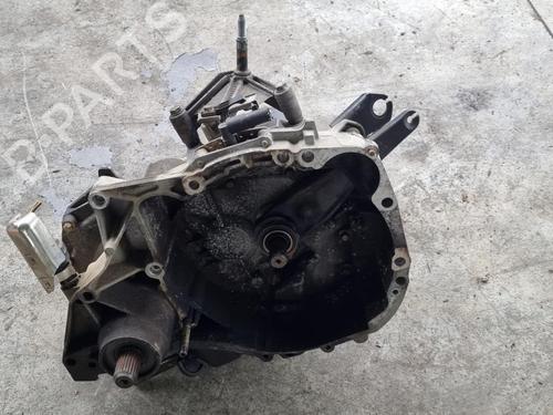 Used Gearbox RENAULT CLIO II (BB_, CB_) 1.2 (BB0A, BB0F, BB10, BB1K, BB28, BB2D, BB2H, CB0A,... (58 hp) 25423896