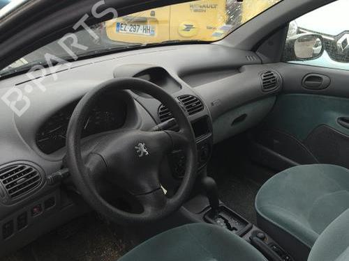Højre Foran Tågelygte PEUGEOT 206 Hatchback (2A/C) 1.4 i | BP25415851C31 