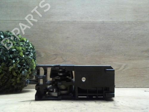 Maneta interior delantera derecha SUZUKI SWIFT III (MZ, EZ) 1.3 DDiS (RS413D) (75 hp) 31232919