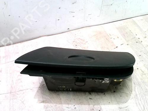 Used Glove box Glove box SEAT LEON (1P1) 1.9 TDI (105 hp) 25425277 25425277