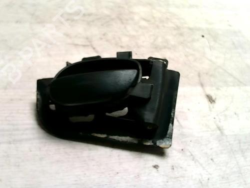 Used Rear right interior door handle PEUGEOT 206 Hatchback (2A/C) 1.4 i (75 hp) 25423610