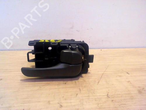 Used Rear right interior door handle NISSAN X-TRAIL I (T30) 2.2 dCi 4x4 (136 hp) 25392738