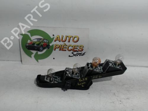 Used Licence plate light RENAULT SCÉNIC II (JM0/1_) 1.5 dCi (JM02, JM13) (101 hp) 25399434