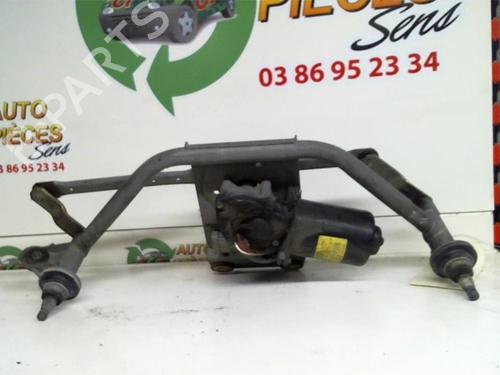 Used Front wiper motor RENAULT ESPACE III (JE0_) 2.0 (JE0A) (114 hp) 25401394