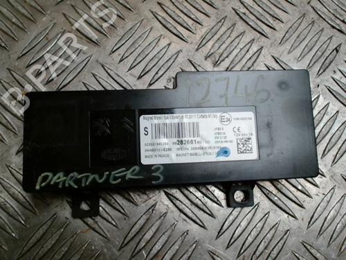 Used Control unit Control unit PEUGEOT PARTNER Box Body/MPV (K9) 1.6 BlueHDI 100 (99 hp) 36205798 36205798