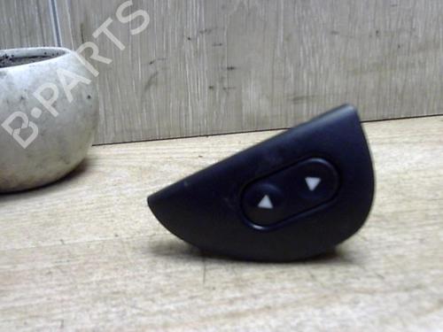 Used Right front window switch FIAT SEICENTO / 600 (187_) 1.1 (187AXB, 187AXB1A, 187AXC1A02) (54 hp) 25409207