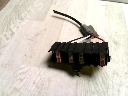 Fuse box PEUGEOT PARTNER Box Body/MPV (5_, G_) 1.9 D | BP25425986E1