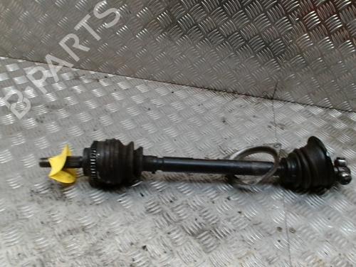Used Right front driveshaft Right front driveshaft RENAULT SCÉNIC I MPV (JA0/1_, FA0_) 1.6 (JA00, JA16, JA15, JA19, JA1V, JA2B, JA2C, JA0B,... (107 hp) 36167625 36167625