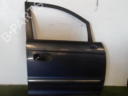 Used Right front door HYUNDAI TRAJET (FO) 2.0 CRDi (113 hp) 25397589