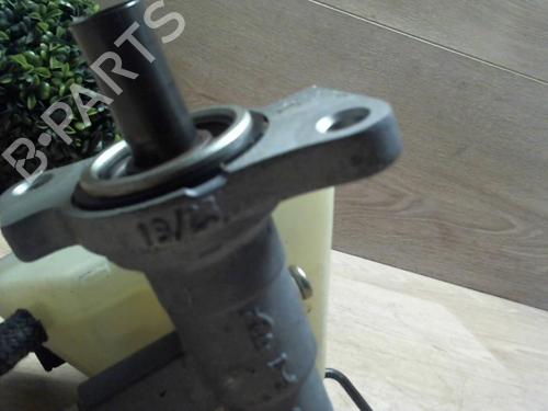 Used Brake master cylinder Brake master cylinder MERCEDES-BENZ E-CLASS (W210) E 290 Turbo-D (210.017) (129 hp) 25414085 25414085
