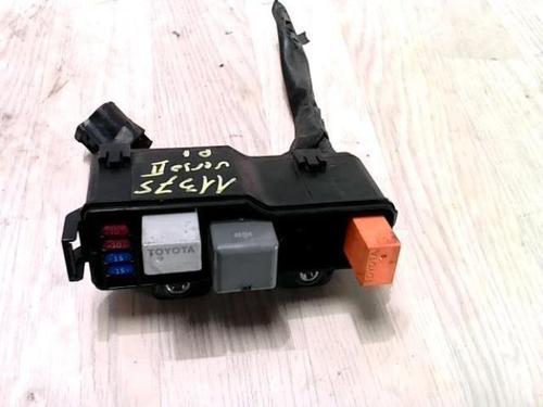 Fuse box TOYOTA COROLLA Verso (ZER_, ZZE12_, R1_) 2.2 D-4D (AUR10_, AUR10R) | BP27671490E1 