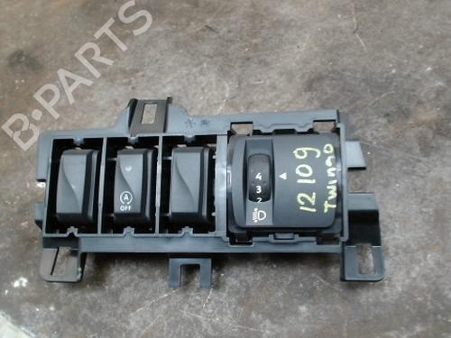 Kombi Kontakt / Stilkkontakt Kombi Kontakt / Stilkkontakt RENAULT TWINGO III (BCM_, BCA_) 1.0 SCe 70 (71 hp) 33907438 33907438