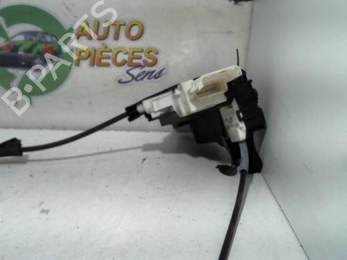 Front right lock CITROËN C4 I (LC_) 1.6 HDi | BP25400512C97