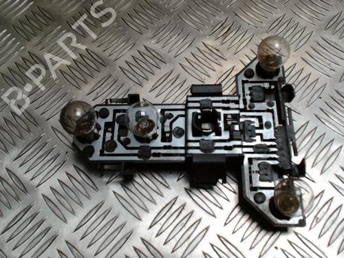 Luz matrícula Luz matrícula VW GOLF IV (1J1) 1.6 (100 hp) 34375656 34375656