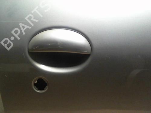 Used Right front door PEUGEOT 206 Hatchback (2A/C) 1.4 16V (88 hp) 31239127