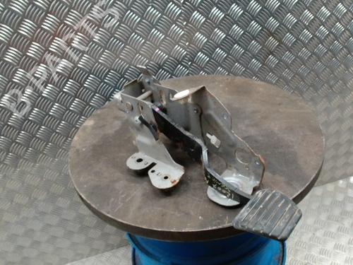 Used Break pedal Break pedal RENAULT GRAND SCÉNIC III (JZ0/1_) 1.5 dCi (JZ09, JZ0D, JZ10, JZ14, JZ1G, JZ29, JZ2C) (110 hp) 33719752 33719752