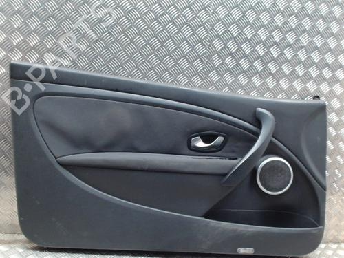 Garniture avant gauche RENAULT MEGANE III Coupe (DZ0/1_) 1.9 dCi (DZ0N, DZ0J, DZ1J, DZ1K) (131 hp) 31872814
