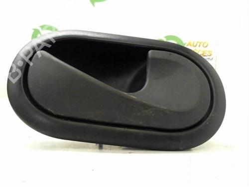Maniglia esterna posteriore destra RENAULT MODUS / GRAND MODUS (F/JP0_) 1.2 (JP0S) (78 hp) 25401174
