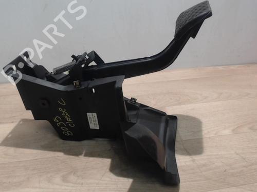 Used Break pedal MERCEDES-BENZ C-CLASS (W203) C 270 CDI (203.016) (170 hp) 25411705
