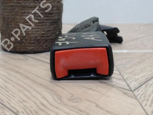 Used Seat buckle FIAT 500 (312_) 1.3 D Multijet (312AXB1A) (75 hp) 25388211