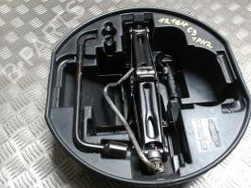 Used Jack Kit CITROËN C3 I (FC_, FN_) 1.4 i (73 hp) 30407699