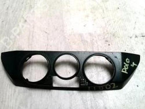Used Middle console VW POLO IV (9N_, 9A_) 1.4 TDI (75 hp) 26544176