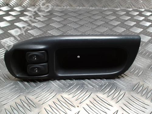 Used Left front window switch RENAULT SCÉNIC I MPV (JA0/1_, FA0_) 1.6 (JA00, JA16, JA15, JA19, JA1V, JA2B, JA2C, JA0B,... (107 hp) 25883952