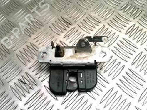 Used Tailgate lock VW POLO (9N_, 9A_) 1.4 16V (75 hp) 26164165