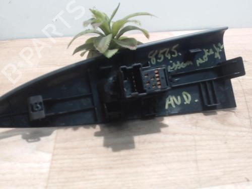 Used Right front window switch NISSAN NOTE (E11, NE11) 1.5 dCi (103 hp) 25385514