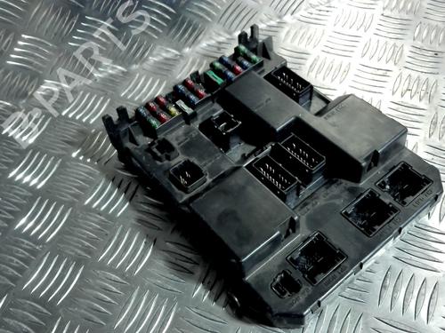 Used Fuse box PEUGEOT 307 (3A/C) 2.0 HDi 110 (107 hp) 31228468