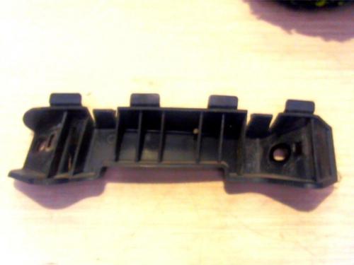 Support du pare-chocs avant KIA CEE'D Hatchback (ED) 1.6 CRDi 115 | BP25391300C158 