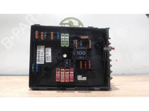 Used Fuse box VW GOLF V (1K1) 1.9 TDI (105 hp) 25387053