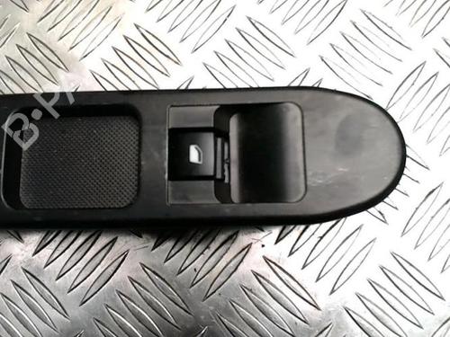 Right front window switch PEUGEOT 307 Break (3E) 2.0 HDi 135 | BP25779338I26