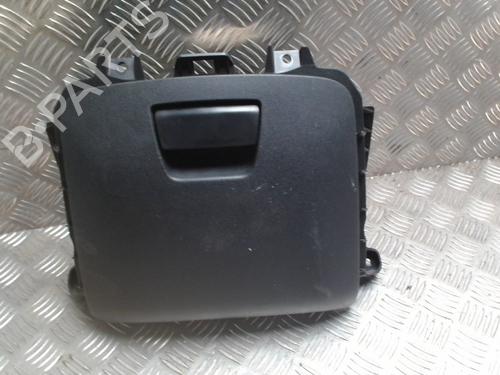 Used Glove box Glove box 37089025 37089025