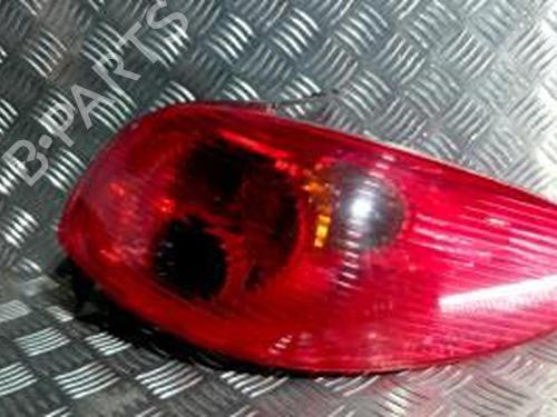 Høyre baklys PEUGEOT 206 Hatchback (2A/C) 2.0 HDI 90 (90 hp) 25712485